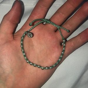 beaded pura vida bracelet